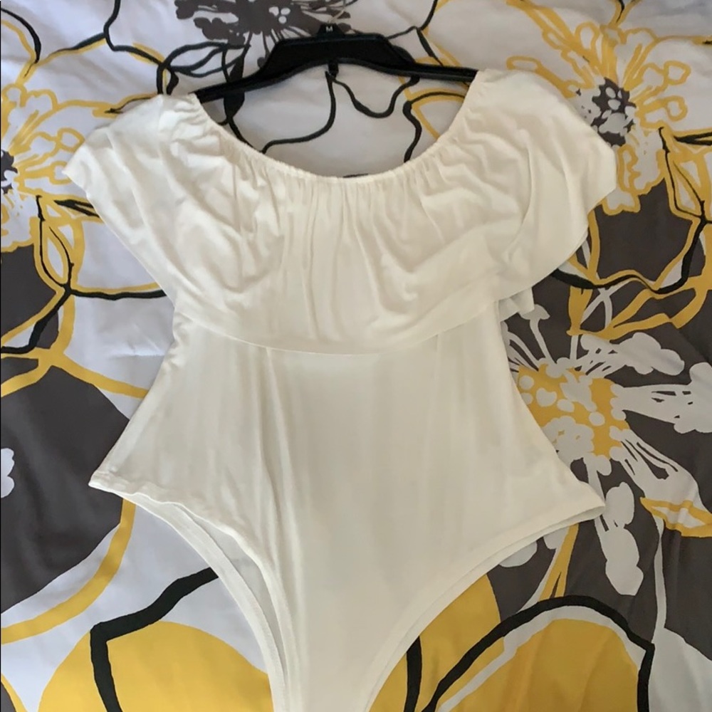 Adorable flowy top bodysuit